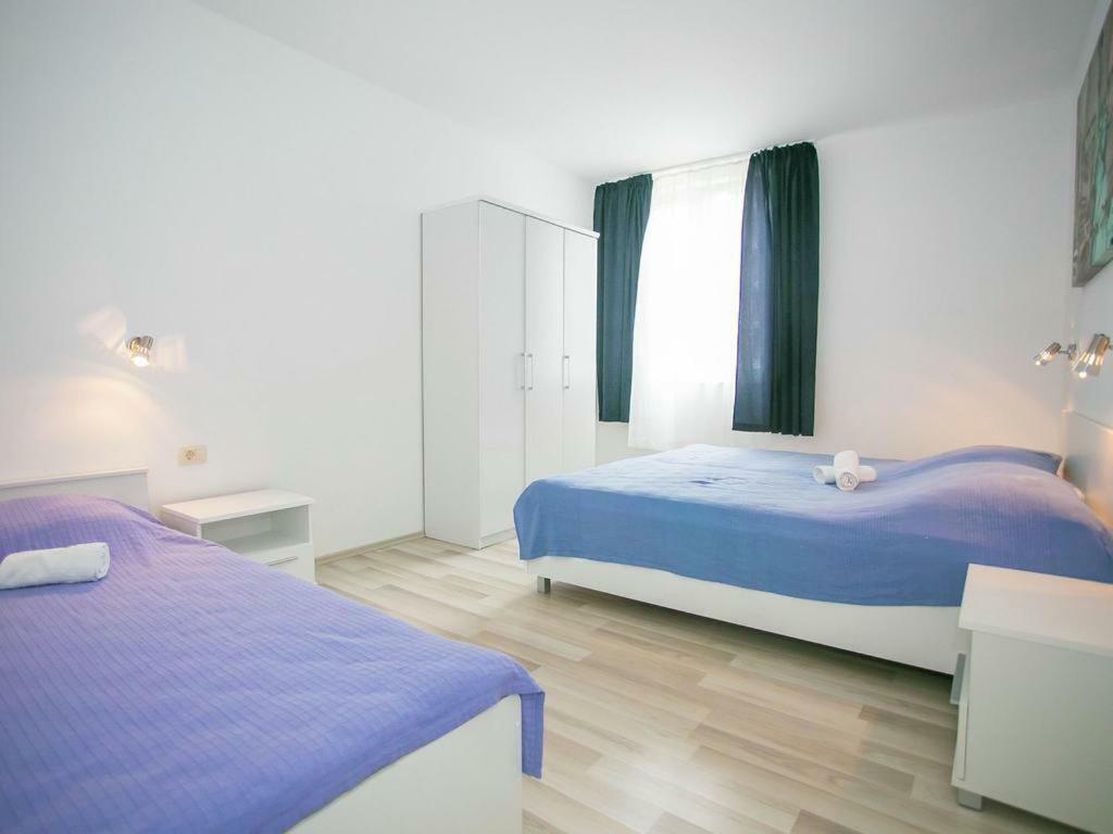 Sesar Apartments Krk - No. 3 Cvita Krk Town Exterior foto