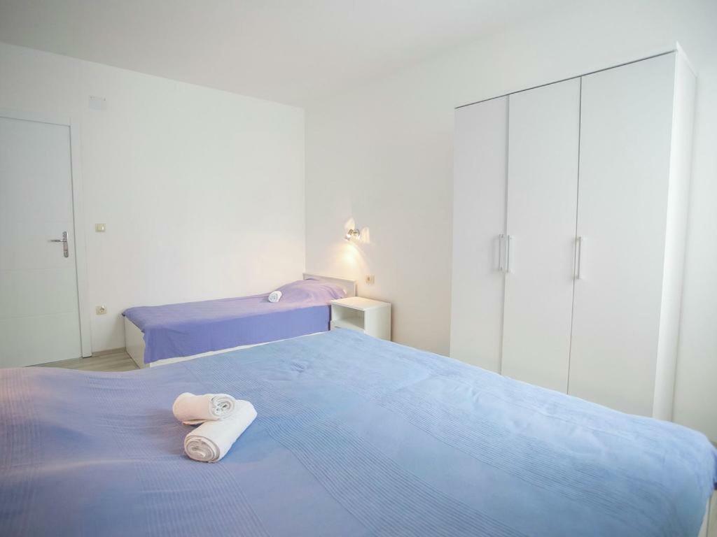 Sesar Apartments Krk - No. 3 Cvita Krk Town Exterior foto