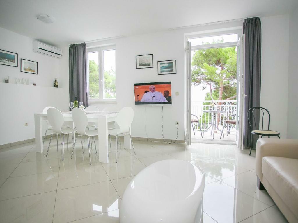 Sesar Apartments Krk - No. 3 Cvita Krk Town Exterior foto